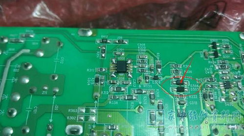 tcl d55a620u液晶電視熱機(jī)狀態(tài)下無背光的故障維修